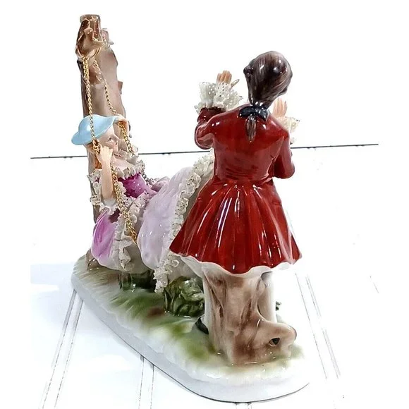 Romantic Dresden Lace Figurine Sculpture Man Woman Tree Swing Capodimonte - Picture 12 of 16